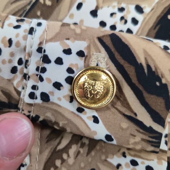 1980s Vintage Leaf Print Blouse Gold Crest Buttons Poplin Blouse Size 16 - Picture 4 of 9